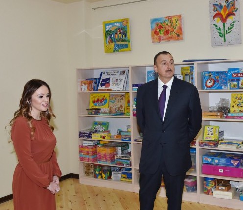 İlham Əliyev Bakı Oksford məktəbinə gedib - FOTOLAR