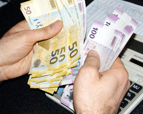“Azərbaycan banklarında 3 milyard manat əmanət bata bilər” - İqtisadçıdan XƏBƏRDARLIQ