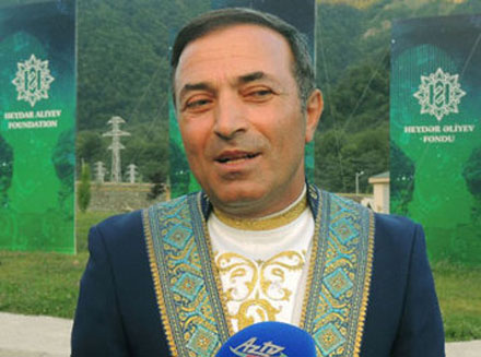 Mənsum İbrahimovdan “Ulduz” jurnalı alanlara böyük hədiyyə 
