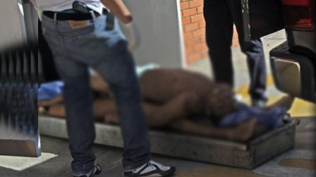 13 məhkum intihar etdi