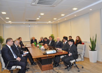 Kəmaləddin Heydərov Mingəçevir su anbarında müşavirə keçirdi