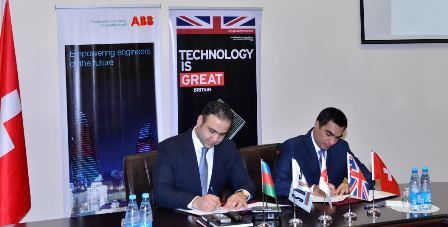 Böyük Britaniyanın Baş nazirinin elçisi BANM-də - FOTO