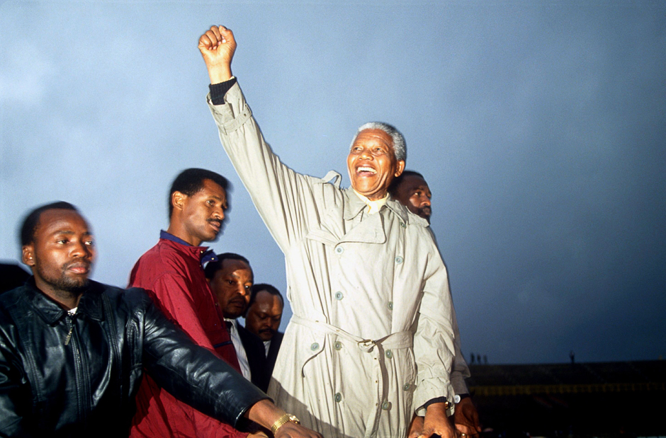 Nelson Mandela: Aparteidə qalib gələn insanın ölümündən 1 il keçdi - FOTOLAR