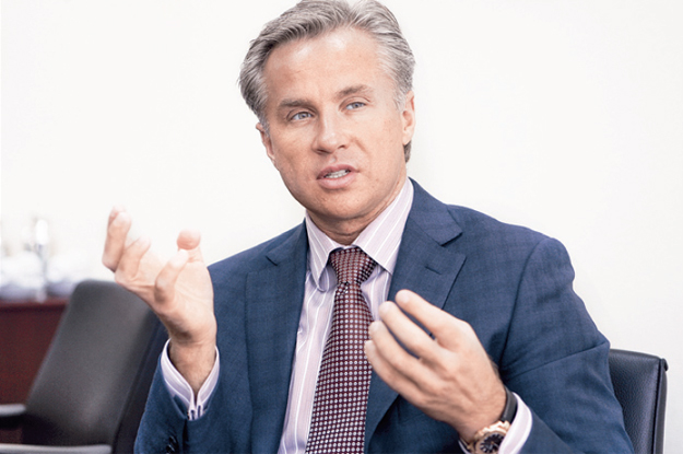 Prezident milyarderi özünə müşavir təyin etdi