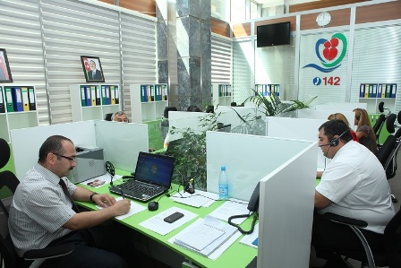 Nazirliyin “Çağrı mərkəzi"nə müraciətlərin sayı azalıb