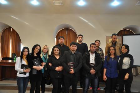 Məmurlar “Xocalı uşaqları”na problemlər yaşadırlar