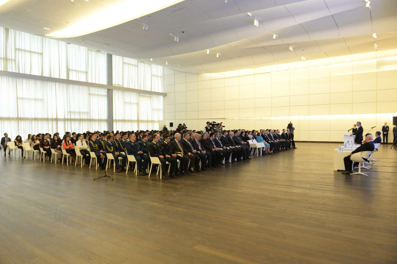 Heydər Əliyev mərkəzində seminar - FOTOLAR