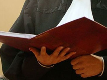 Polisləri döyən azərbaycanlılara hökm oxundu