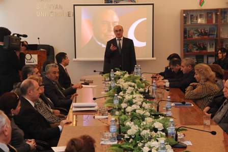 Bakı Slavyan Universitetində Heydər Əliyevin xatirəsi anılıb 