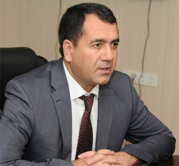 “Xaricdəki diplomatlarımız bizi areoportda qarşılamır”