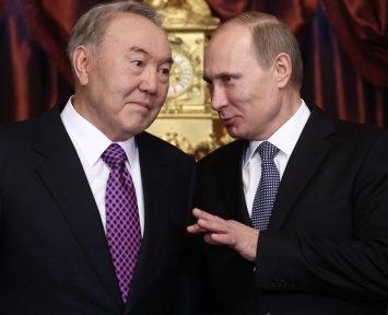 Putin Nazarbayevlə görüşdü: “Gözlənilməz dəyişikliklər olub” 