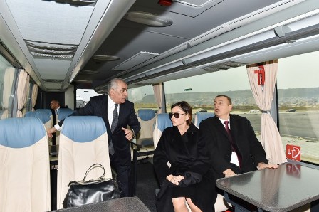 Prezident və xanımı  inşaat işləri ilə tanış olub - FOTOLAR