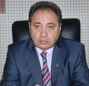 “Elmin önündə oğlanlar getməlidir” - Abel Məhərrəmov