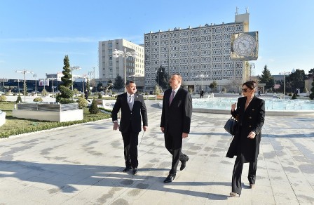 Prezident və xanımı parkda – FOTOLAR 