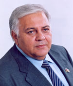 Oqtay Əsədov yubiley öncəsi “Şərəf” ordeni ilə təltif edildi