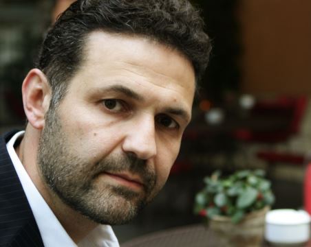 Məşhur yazıçı Xədicə İsmayılın müdafiəsinə qoşuldu