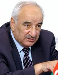 75 yaşlı Abid Şərifova “Şöhrət” ordeni verildi