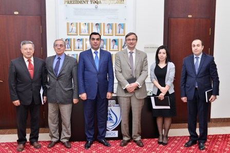 "Total" şirkətinin Azərbaycan üzrə icraçı direktoru Baki Ali Neft Məktəbində - FOTO
