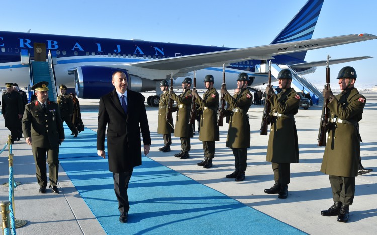 İlham Əliyev Türkiyəyə gedib - FOTO