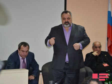 “Söyün Sadıqov və tərəfdarları “AzerRos”u dağıtmaq istəyirlər” 