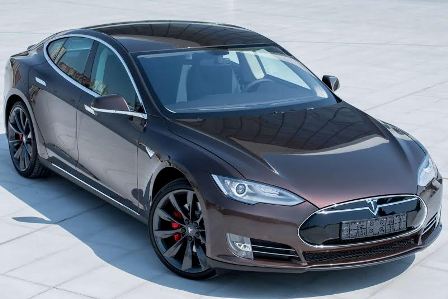 “Tesla” avtomobillərinin  Bakıda satışına başlanılıb - FOTO