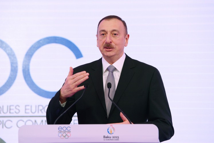 İlham Əliyev Davosda “Bakı-2015” ilk Avropa Oyunlarının təqdimatına qatlıb