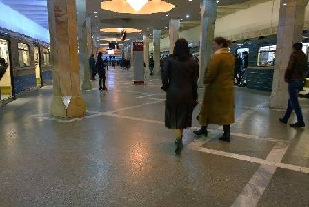 Bakı metrosunda növbəti problem: Qatarlar 10 dəqiqə gecikib