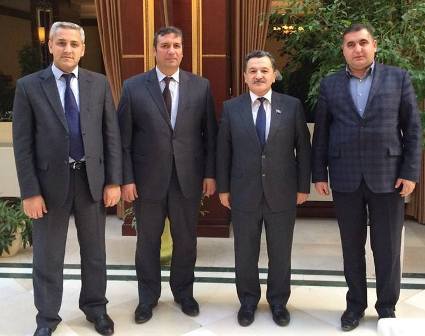 JuHİ rəhbərliyi deputatlarla media mühitini müzakirə edib