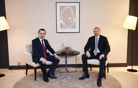 İlham Əliyev Gürcüstanın baş naziri ilə görüşdü 