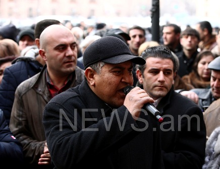 Ermənistanın baş nazirinə ultimatum: “Ya aşağı düş, ya da çıx get!”