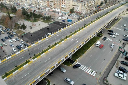 İki əsas prospektdə nəqliyyatın hərəkəti bərpa edildi 