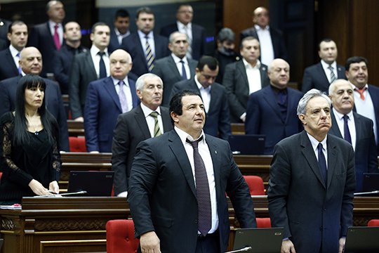 Parlamentin ən intizamsız deputatları - SİYAHI