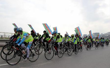 Gənclər Günü ilə bağlı veloyürüş: Deputat və nazir müavini velosiped sürdü - FOTOLAR