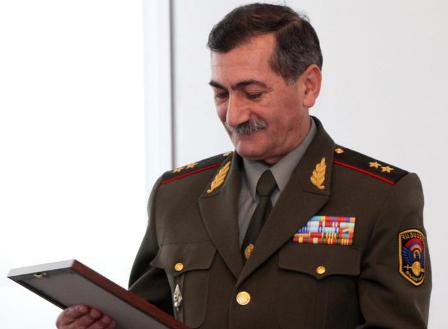 Yerevandakı hərbi məktəbin rəhbəri istefaya göndərildi