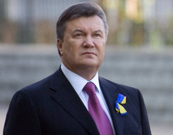 Yanukoviç  prezident adından məhrum olundu