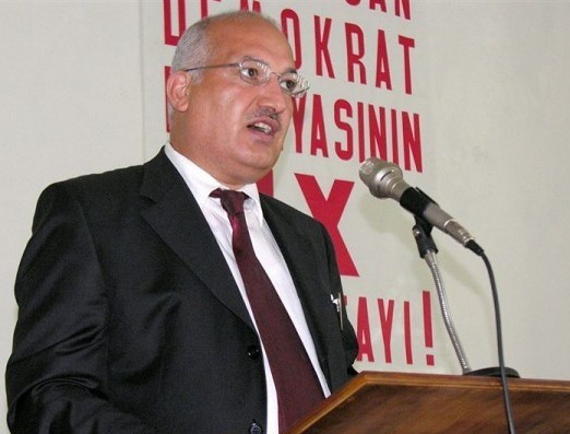 “Məşhur tələbə yoldaşım”: “Həmişə Sərdarı qabağa verərdik” - Sərdar Cəlaloğlunun dostu 
