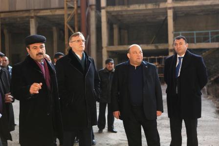 Gəncə Avtomobil Zavodu "KamAz" maşınları buraxmağa hazırlaşır