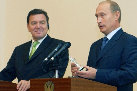 Putinin səxavəti - FOTOLAR