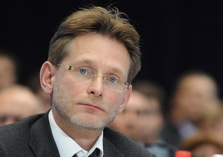  Putin məsləhətçisini işdən qovdu