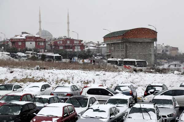 İstanbulda qar kabusu - FOTOLAR 