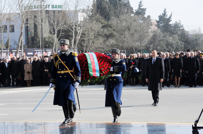 Prezident "Ana harayı" abidəsini ziyarət etdi