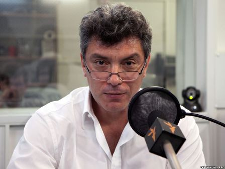 Rusiyanın tanınmış siyasətçisi qətlə yetirildi - FOTOLAR 