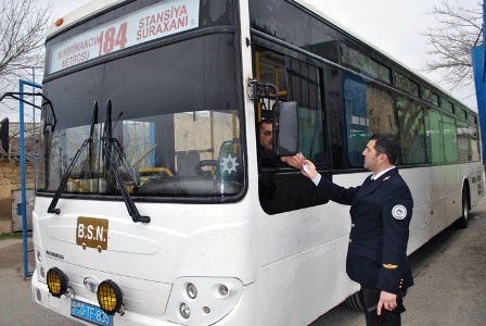 Martın sonunda avtobuslarda nəğd ödəniş ləğv olunacaq