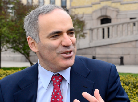 Kasparov: “Nemtsovun ölümü Rusiyada dinc dəyişikliklər ümidini yox etdi”