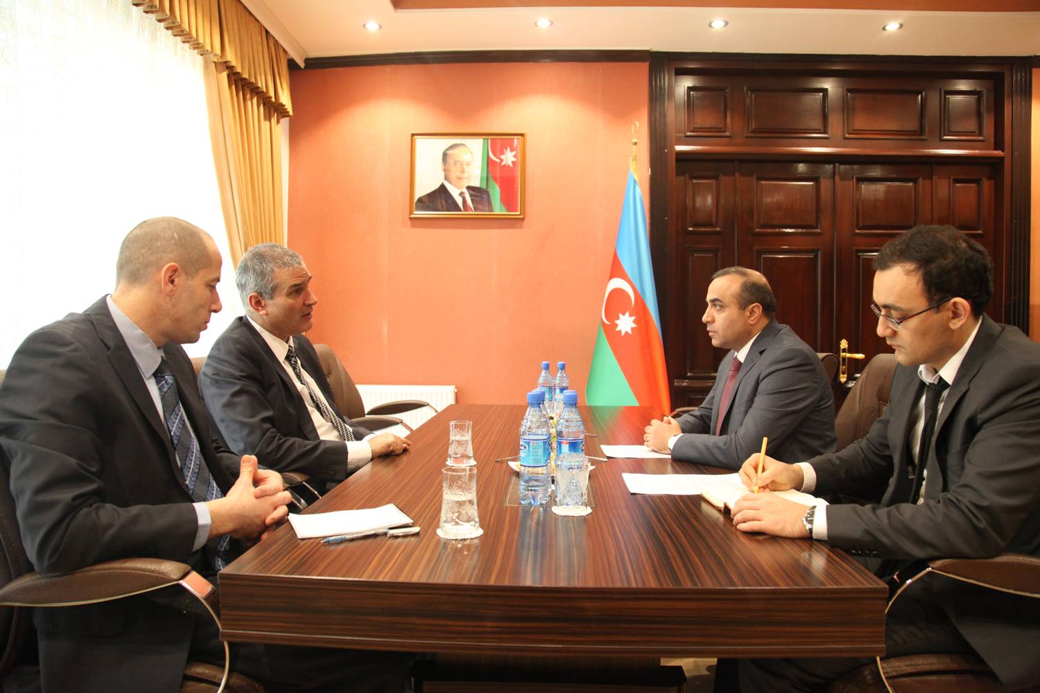 Azay Quliyev İsrailin səfiri ilə görüşüb