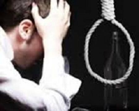 Ukraynada siyasətçilərin və məmurların səs-küylü İNTİHARLARI