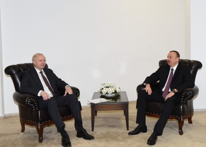 İlham Əliyev BP şirkətinin baş icraçı direktoru ilə görüşüb