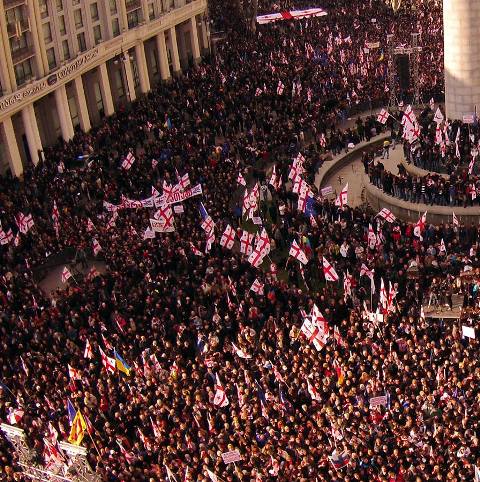 Saakaşvili Tbilisidə 50 minlik mitinq keçirdi - FOTO
