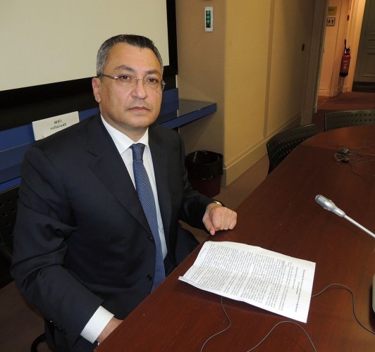 “Beynəlxalq təşkilatların ikili standartları yeni münaqişələrə yol açır”