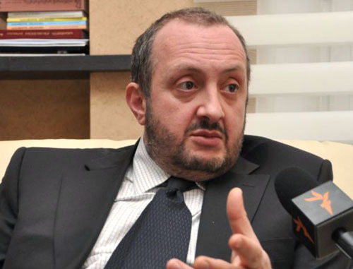 Gürcüstan prezidentindən AÇIQLAMA: “Artıq 1 ildir mənə təziq edilir”
